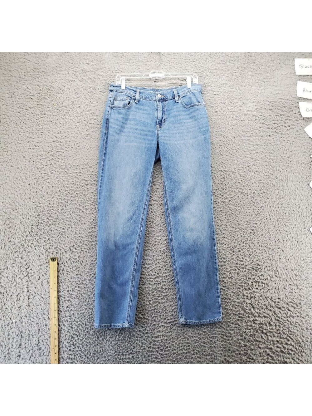 Old Navy Jeans Womens Size 6 Light Blue Mid-Rise Wow Boyfriend Denim 5 Pockets